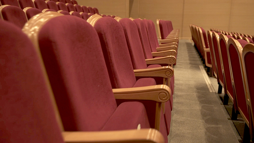 В Александринском театре Петербурга покажут спектакль с нанотехнологиями