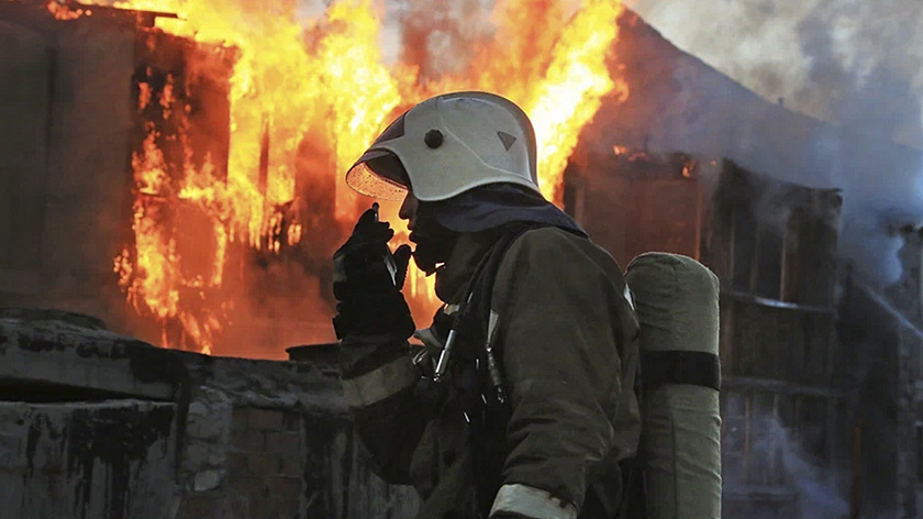В Тарко-Сале на пепелище обнаружены человеческие останки после пожара в жилом доме