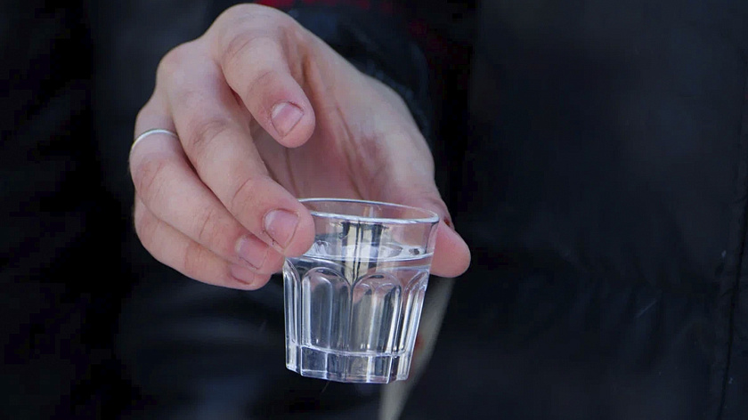 Главный нарколог Югры дал рекомендации по поддержке отказавшихся от алкоголя близких