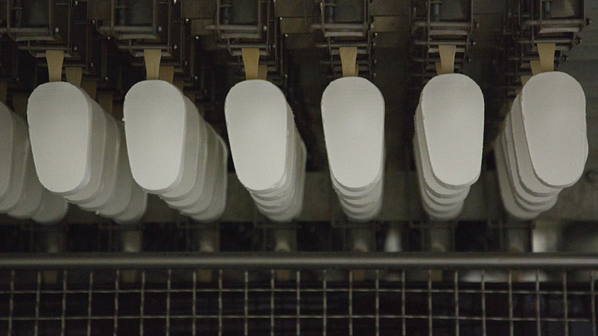 Свердловская область отправила в Китай 300 тонн палочек для мороженного