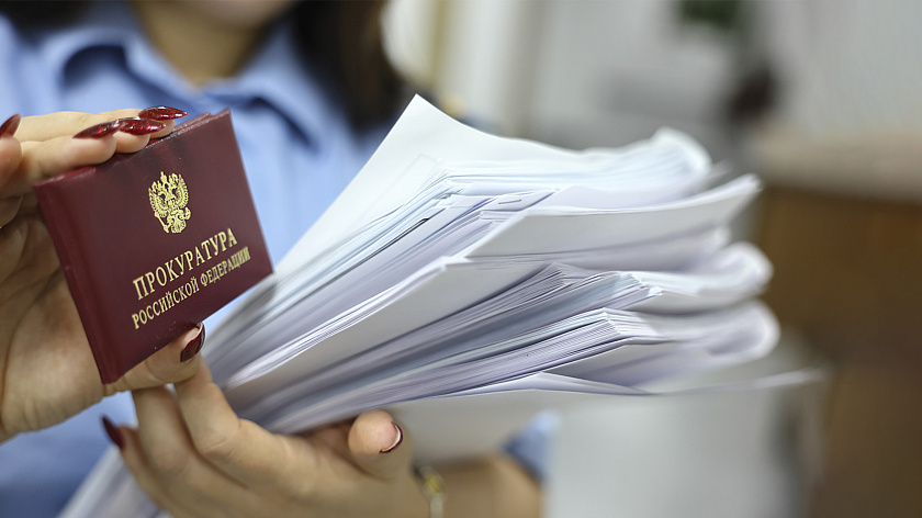 В Надымском районе семья осталась без крова после сноса аварийного дома 