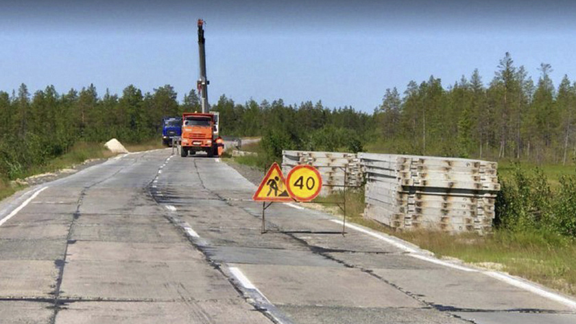 На Ямале приводят в порядок дорогу к Харампуру