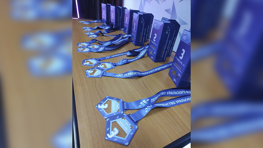 Воспитанники ноябрьского технопарка заняли призовые места на турнире по гонкам дронов 