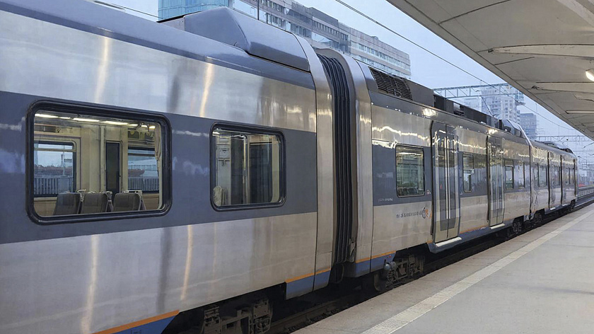 Между Гатчиной и Петербургом запустили тактовое движение электричек