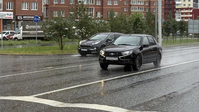Автоэксперт Попов: скорость нужно выбирать с учётом погоды и состояния дороги 