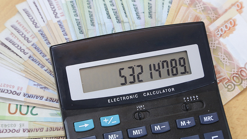 Зарплата в Свердловской области за год выросла более чем на четверть