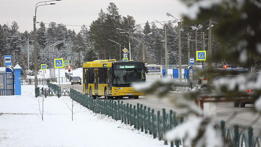 В Ноябрьске ограничат движение из-за монтажа новогодних иллюминаций