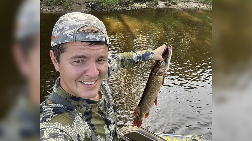 Артюхов продемонстрировал рыбный улов