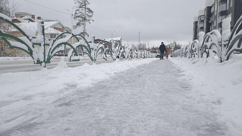Ямальцев предупредили о сильном гололёде в ночь с 7 на 8 ноября
