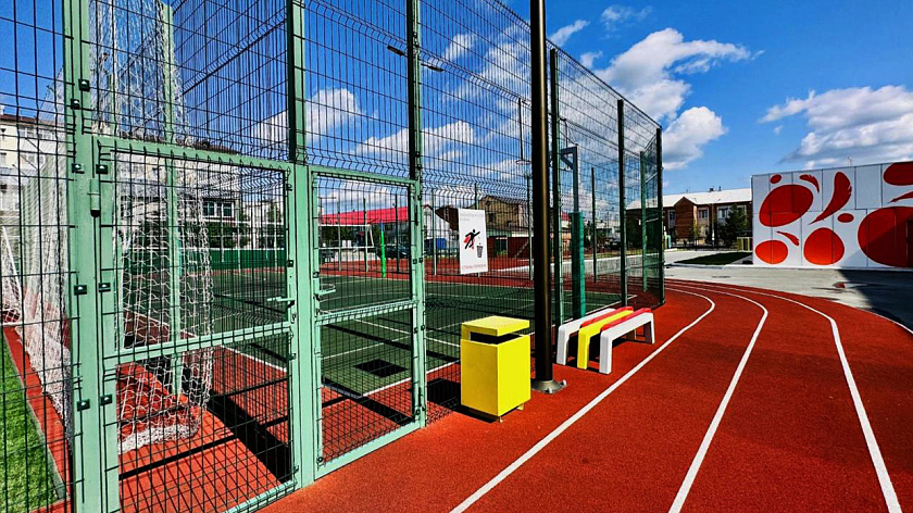 Ямальцев пригласили заняться спортом на площадке таркосалинской школы № 1. ФОТО