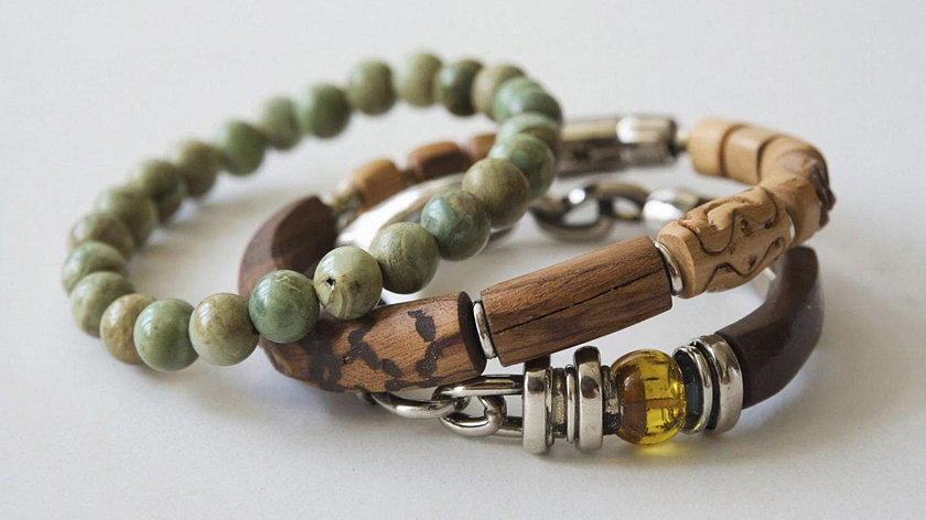 Роспотребнадзор опроверг фейк о «браслетах здоровья»