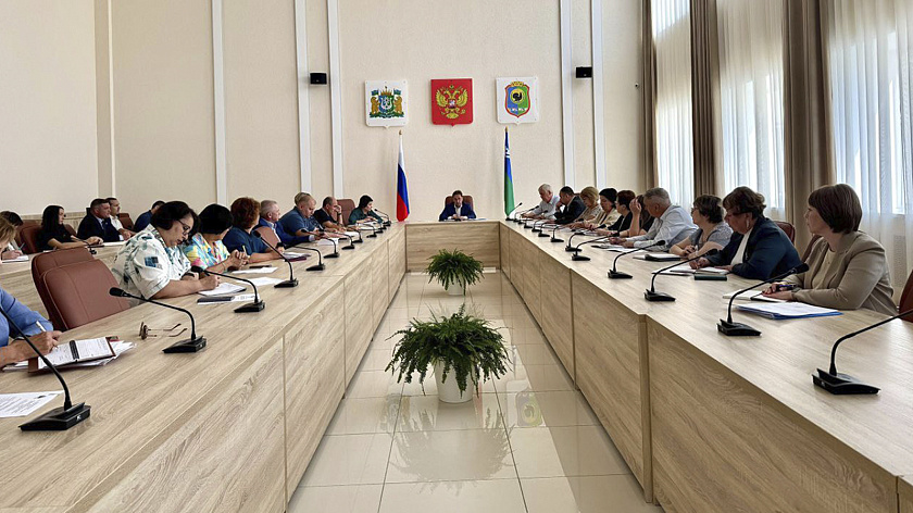 Глава Нягани пригрозил выселением из жилья должникам по коммуналке