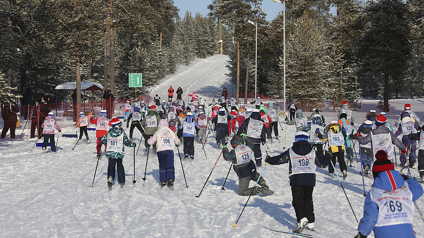 За Кубок главы Тюмени по лыжным гонкам поборются 50 школ города