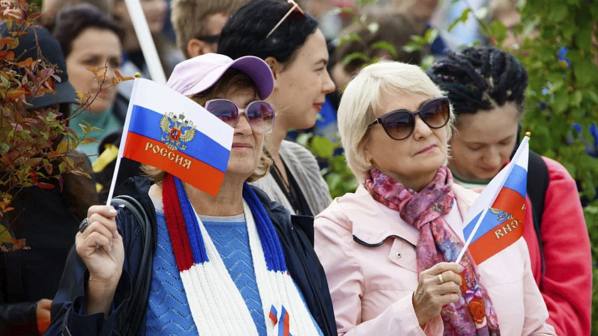 Жителей Ноябрьска ждёт короткая рабочая неделя