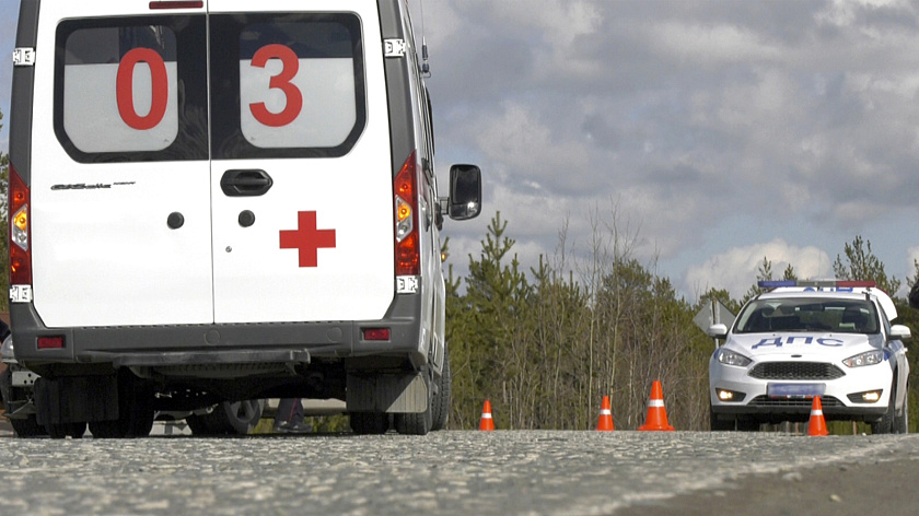 В жестком ДТП в Тобольске погибла несовершеннолетняя пассажирка легковушки