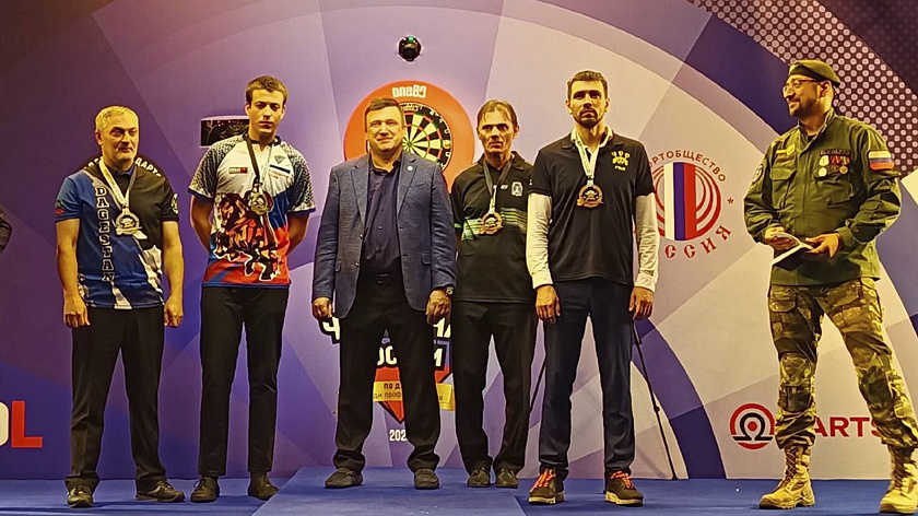 Спортсмен из Тарко-Сале взял бронзу на чемпионате России по дартсу