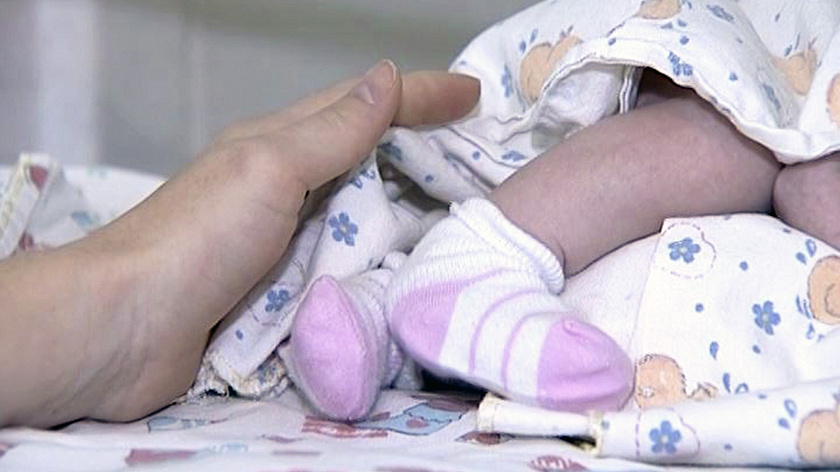 В Югре продлили меры соцподдержки для молодых родителей