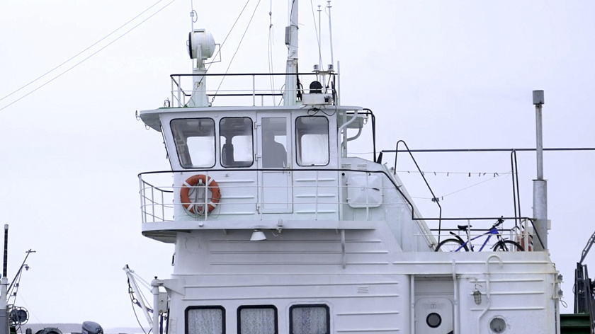 Рейсы на теплоходе по маршруту Салехард — Яр-Сале отменили из-за непогоды