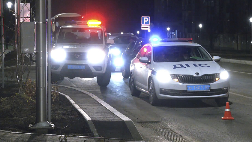 В Салехарде пешеход попал под колёса иномарки