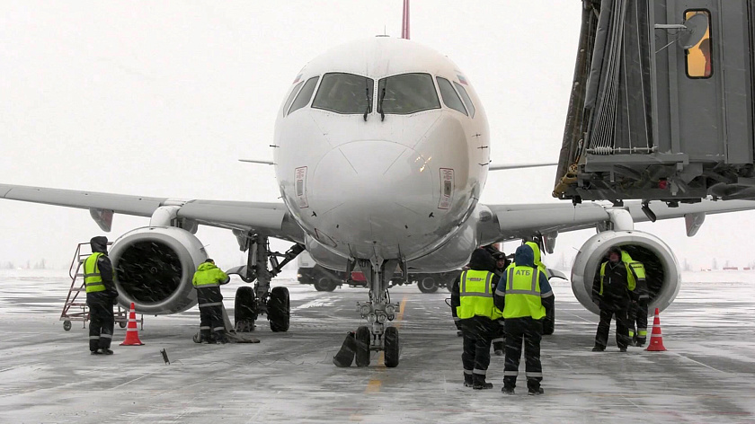 Авиакомпания «Ямал» отменила рейсы между Москвой и Новым Уренгоем из-за непогоды