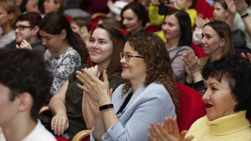 Социальных предпринимателей Ямала наградили в Москве