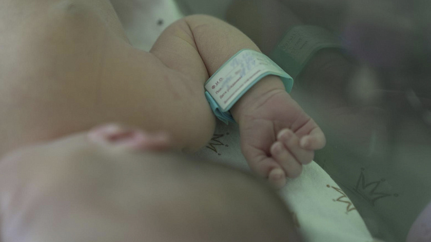 В Новом Уренгое зарегистрировали сотого новорождённого 2026 года