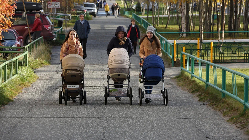 Политолог Орлов поддержал идею введения дополнительных выходных для многодетных родителей