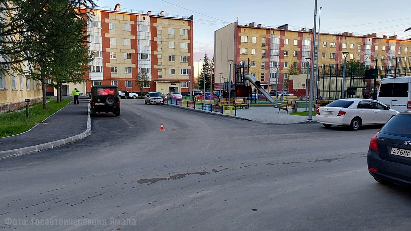 В Новом Уренгое водитель иномарки отправил юного пешехода на больничную койку