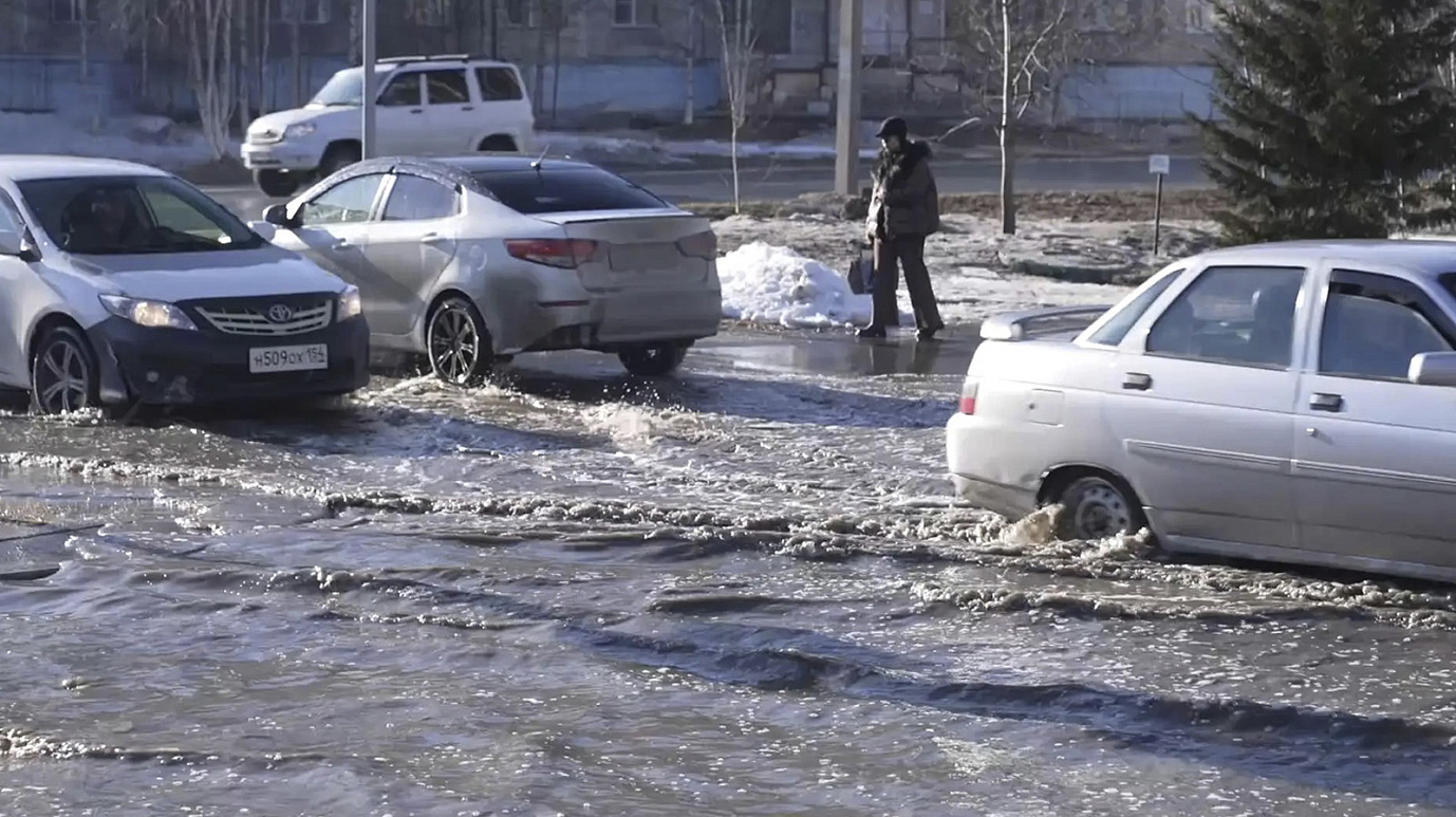 Власти отчитались о работе по спасению Ноябрьска от талых вод