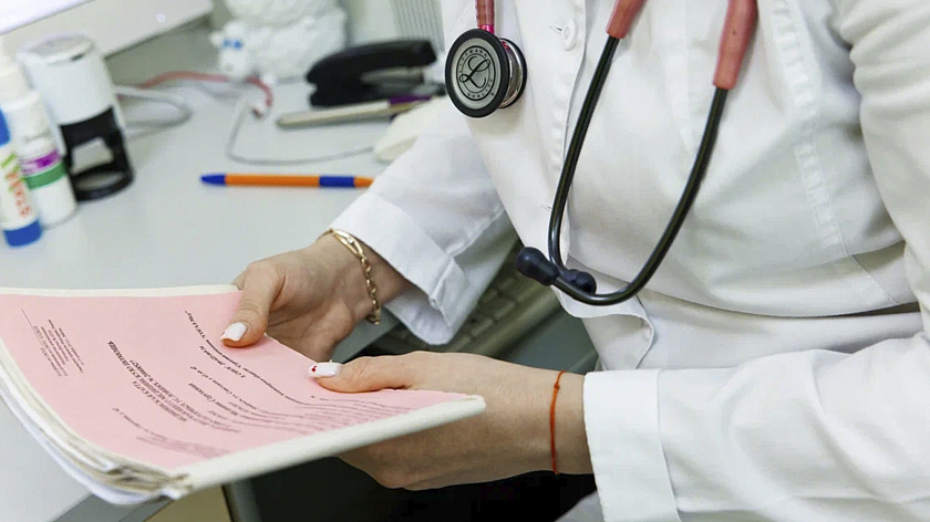 В Октябрьской больнице Югры впервые провели операцию по удалению желчного пузыря