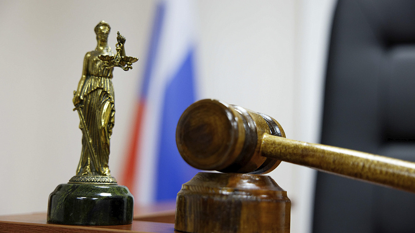 Жительницу Нефтеюганска осудят за фиктивную регистрацию мигрантов