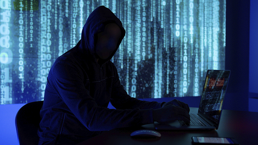 Петербуржец разорял россиян через взломанные аккаунты маркетплейсов