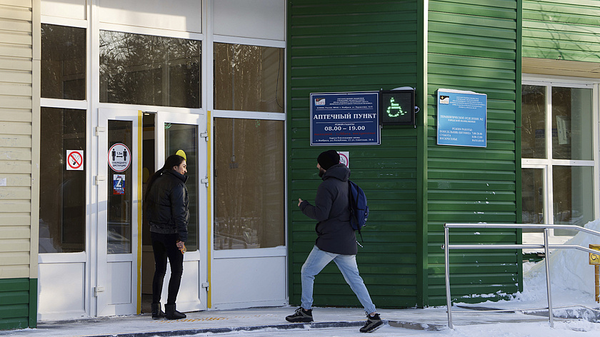 Аптеку с детской зоной открыли в маленьком селе Шурышкарского района