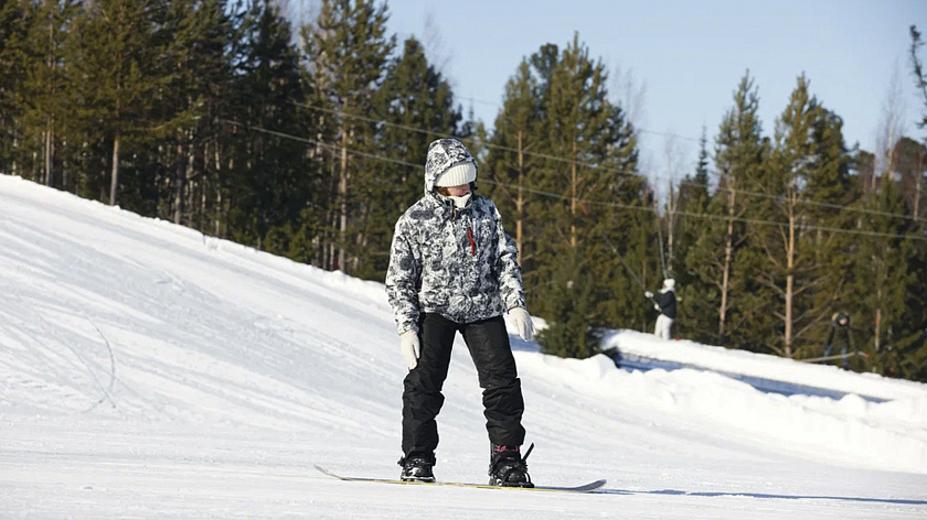 Более 50 спортсменов съехались в Лабытнанги на Кубок России по сноуборд-кроссу