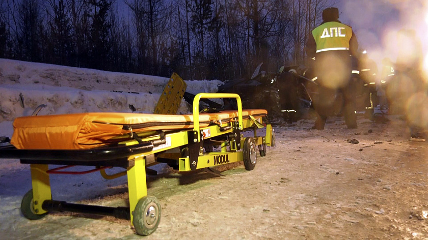 Один человек пострадал при столкновении двух иномарок на трассе Сургут — Салехард