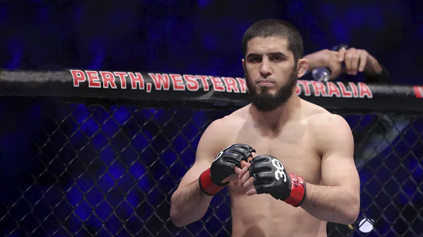 Махачев назвал возможные сроки титульного поединка с Маддаленой 