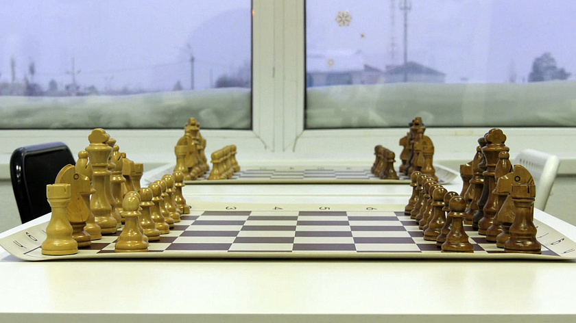В школах и детсадах Югры введут занятия по шахматам
