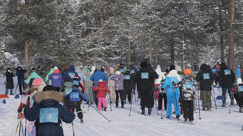 Спортивная школа им. Ахатовой в Лабытнанги отмечает 45-летие  